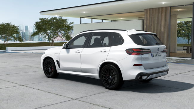 2024 BMW X5 xDrive50e