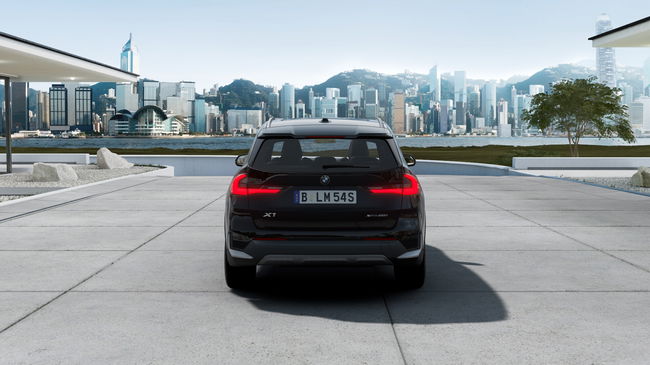 2025 BMW X1 xDrive20i