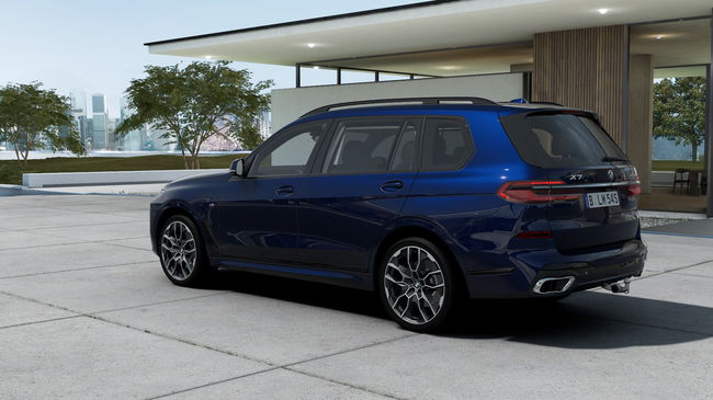 2024 BMW X7 xDrive40i