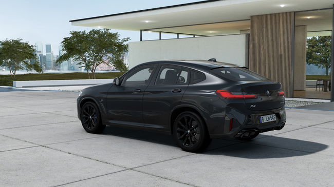 2025 BMW X4 xDrive30i