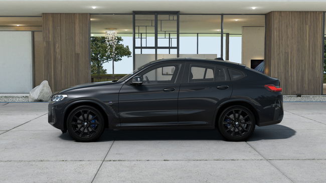 2025 BMW X4 xDrive30i