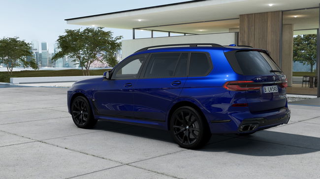 2024 BMW X7 M60i