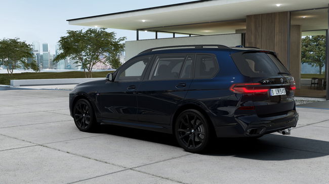 2025 BMW X7 xDrive40i