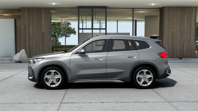 2025 BMW X1 sDrive18i