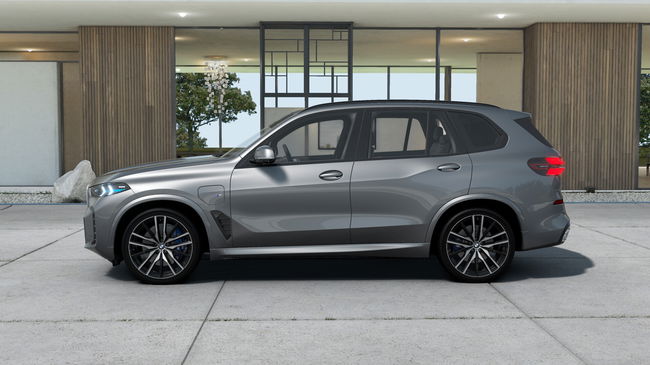 2025 BMW X5 xDrive50e