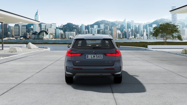 2025 BMW X1 sDrive18i